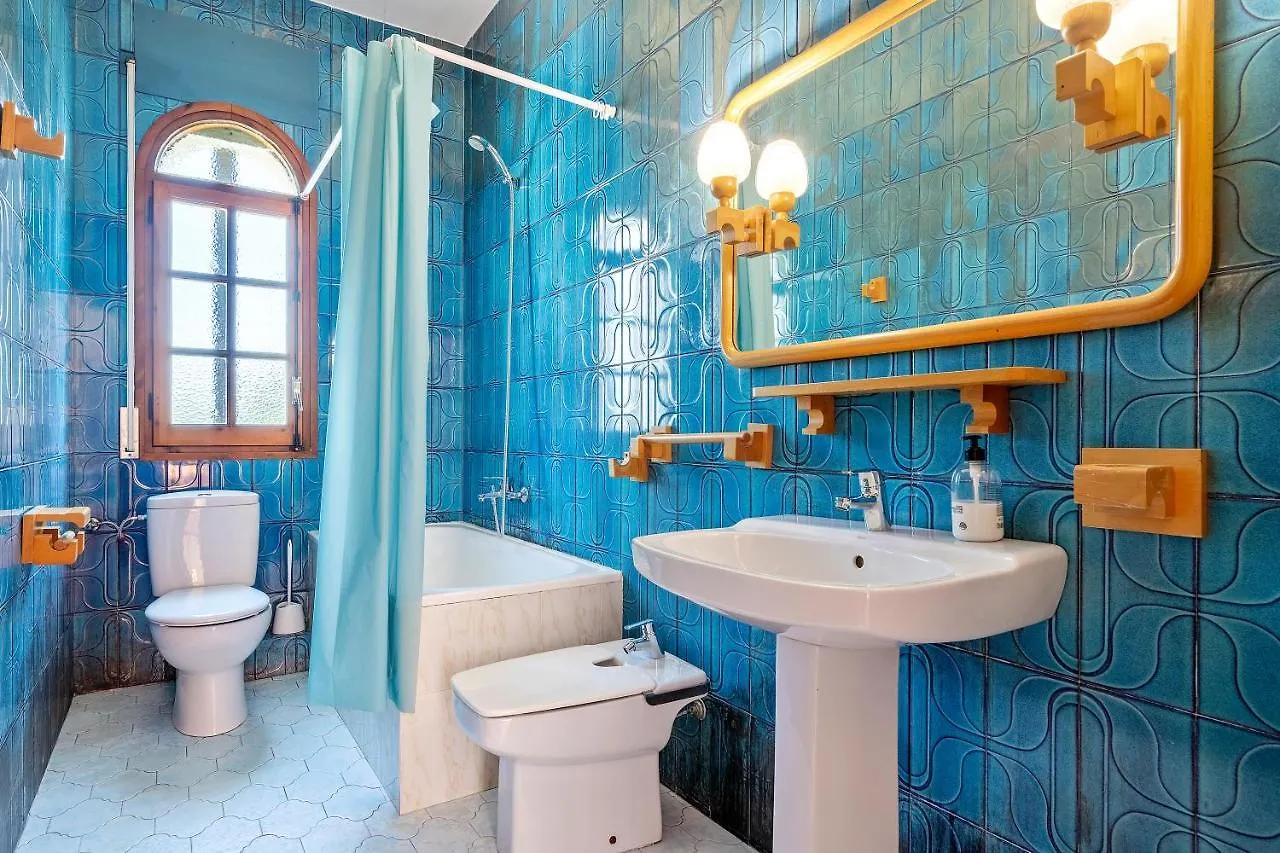 Hauzify I Casa Cardona Villa Les Tres Cales 0*,  Spain